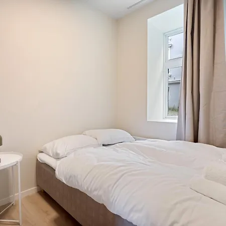 100 Sqm 5br - Newly Renovated - Center